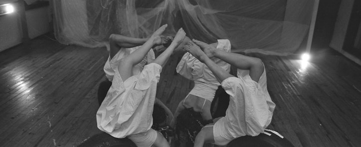 Cielo Cae: una pieza de danza butoh dedicada a las mujeres víctimas de violencia