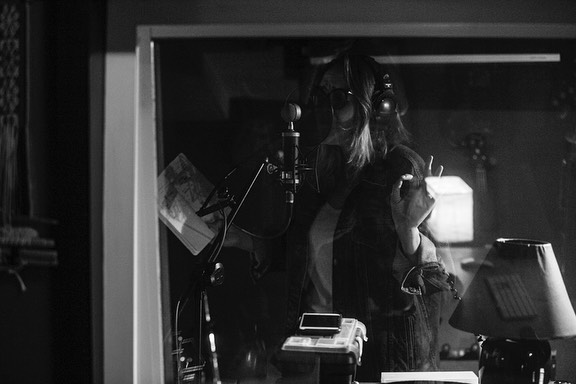 Build A Vista estrena “Soy” junto a Denise Gutiérrez