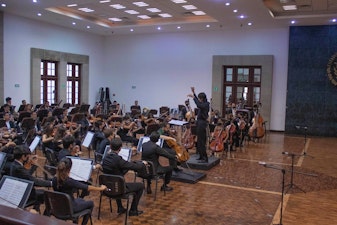 La Orquesta Escuela Carlos Chávez y el Coro Sinfónico de Fomento Musical se unen para interpretar música del “Nuevo mundo”