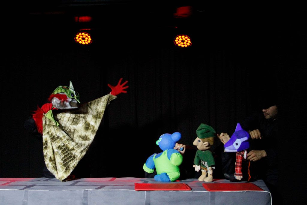 "Dano y los infierno´s game" se estrena en el Helénico