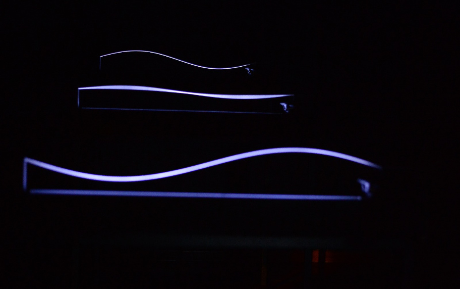 Alba Triana presenta la vibración lumínica de lo inaudible en “Tramas resonantes”, en la Fonoteca Nacional