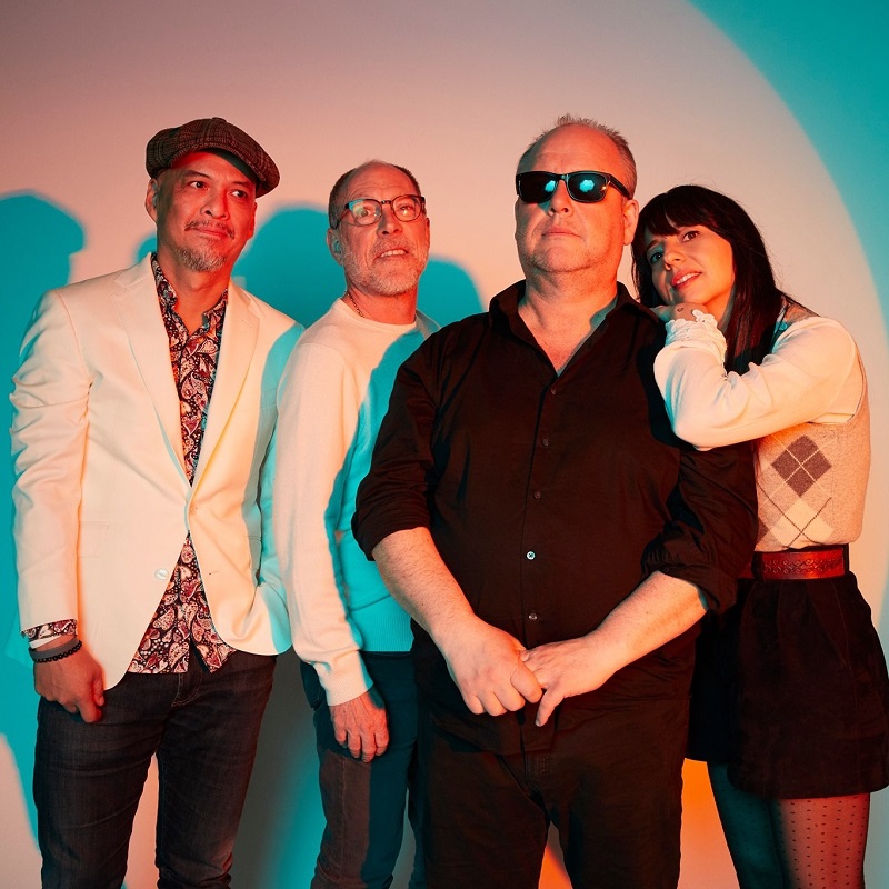 Pixies comparte “Hear Me Out” en programa de radio