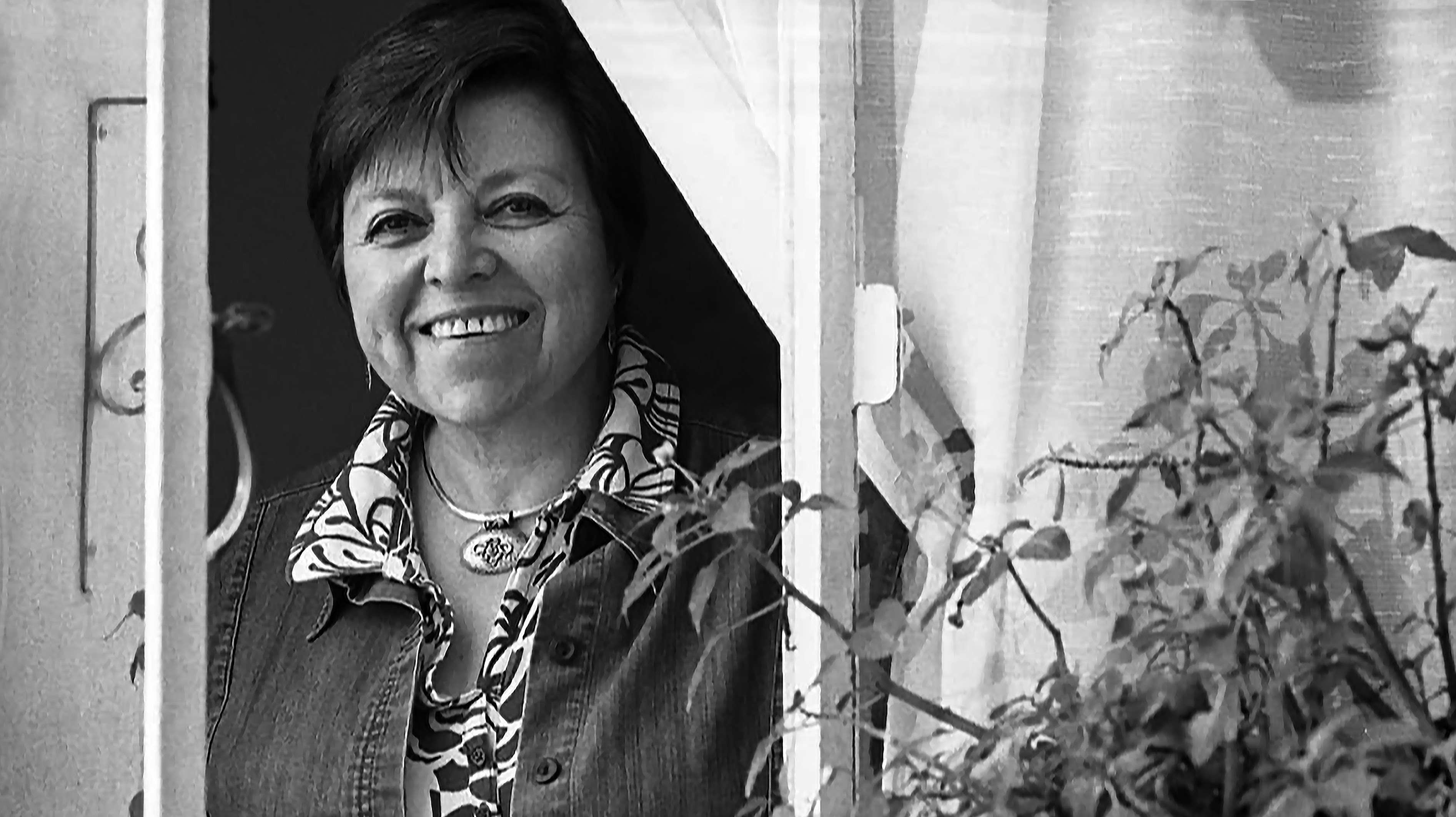 Elsa Cross ganadora del Premio Internacional Alfonso Reyes 2023 del INBAL