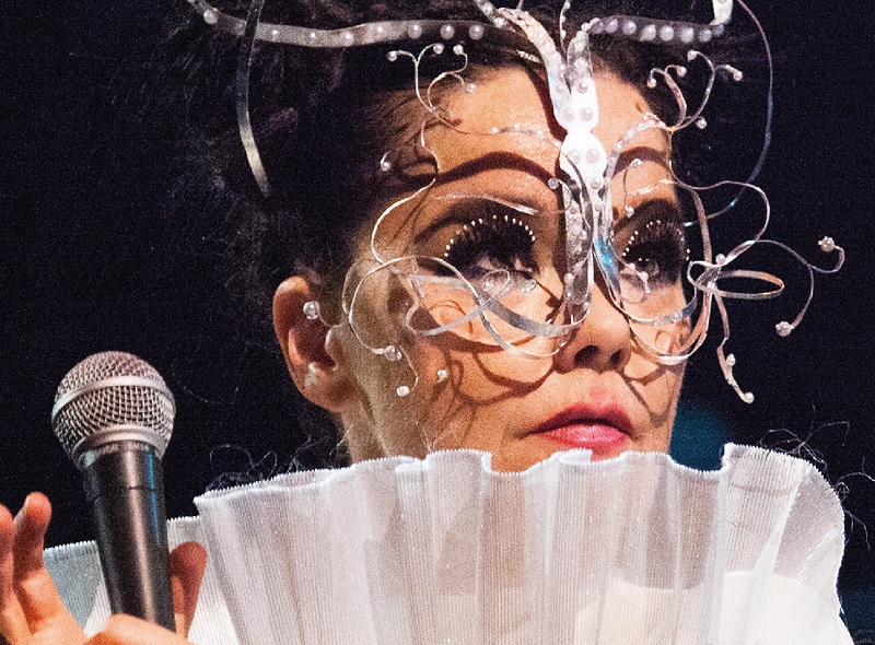 Robert Eggers suma a Björk al elenco de su próxima cinta