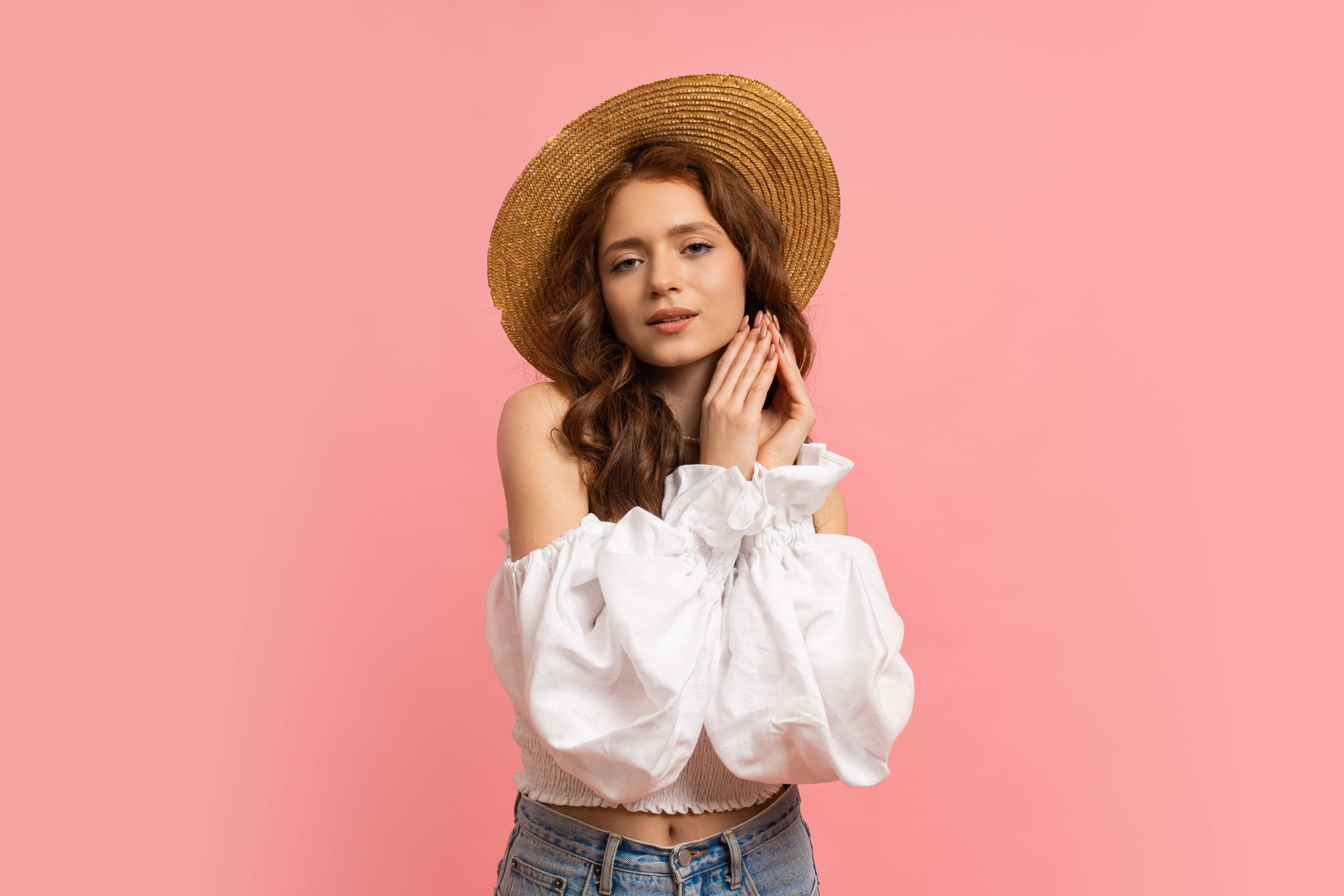 El infaltable de verano: una camisa blanca