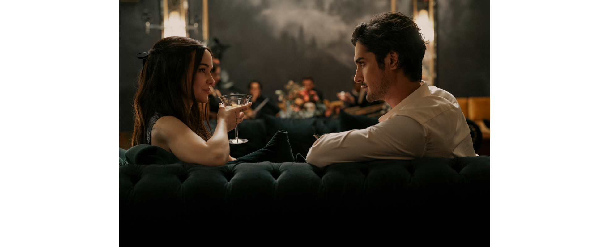 Prime Video revela imágenes exclusivas y fecha de estreno de "56 Days", protagonizada por Dove Cameron, Avan Jogia y Karla Souza