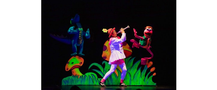 Con jazz, risas y magia, la compañía teatral La Trouppe celebra 45 años de diversión familiar