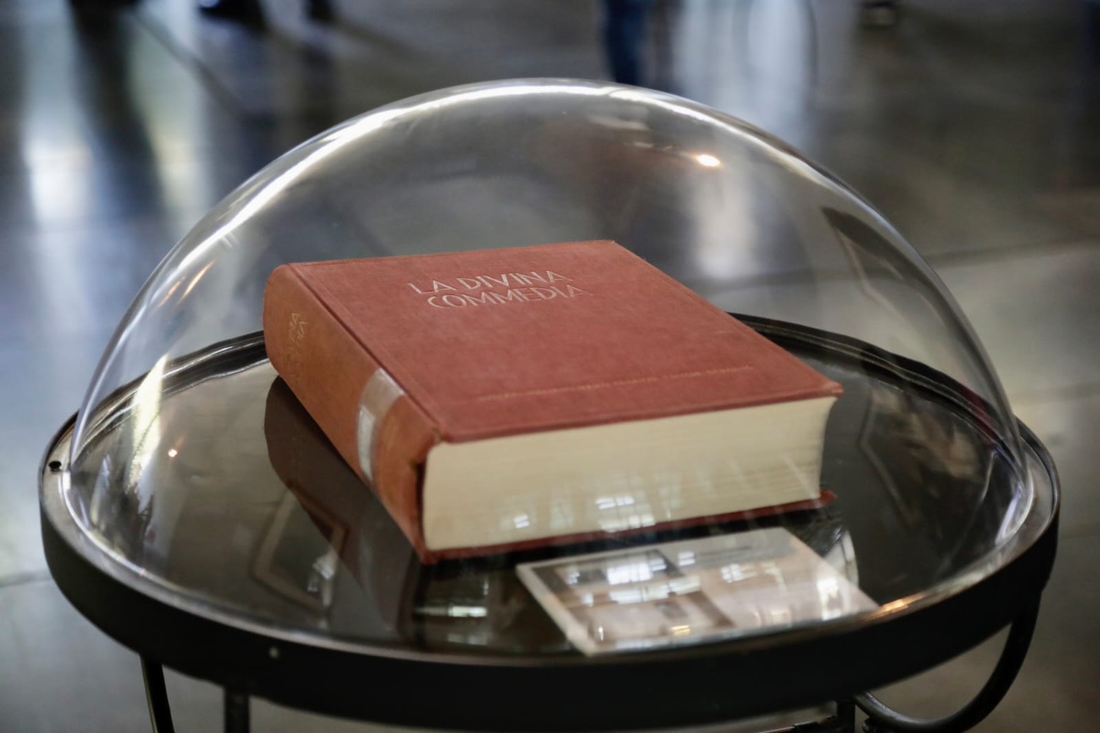 Comienza en la Biblioteca Vasconcelos la Jornada Dantesca, con la exposición: Un Maravilloso Infierno ilustrado por Amos Nattini