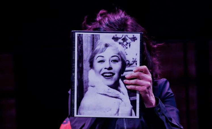 Zuadd Atala protagoniza: "Yo no soy Masina", una reflexión escénica acerca de las relaciones sexoafectivas