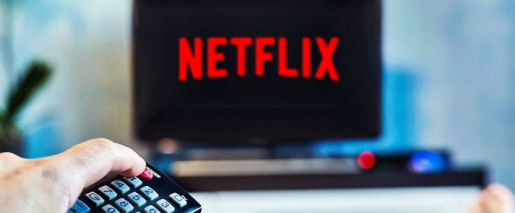 Netflix al estilo de la televisión tradicional 