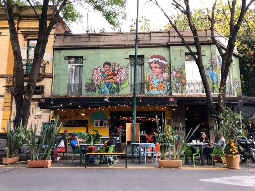 Bares al aire libre, la mejor opción en tiempos como los de hoy