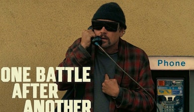 La tensión sube al máximo en el nuevo adelanto de "Una batalla tras otra", de Paul Thomas Anderson