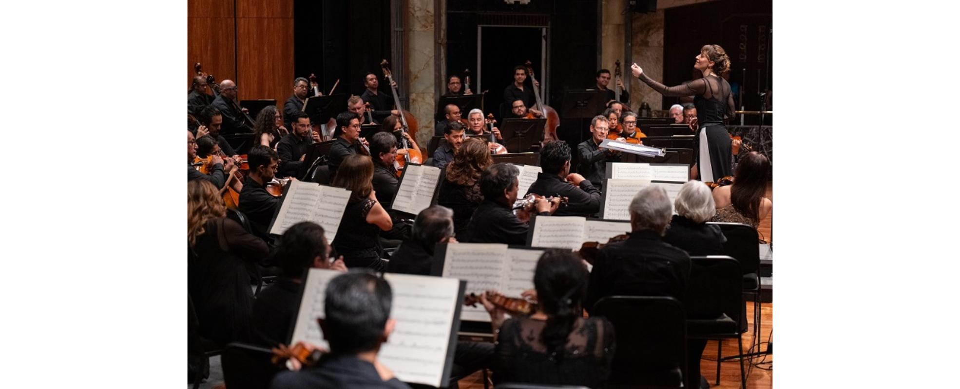 Alondra de la Parra y Thomas Enhco, ovacionados en el Palacio de Bellas Artes