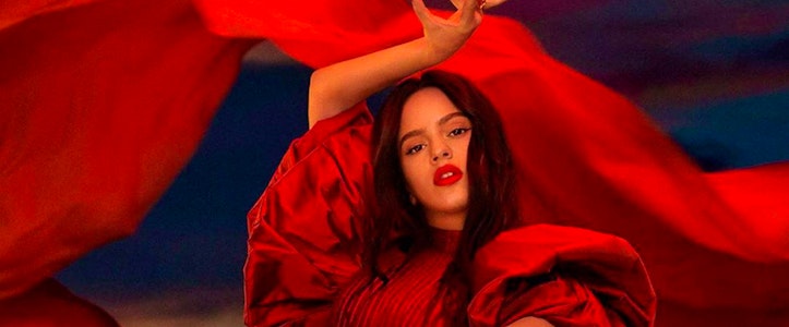 La colaboración de Rosalía x MAC Cosmetics