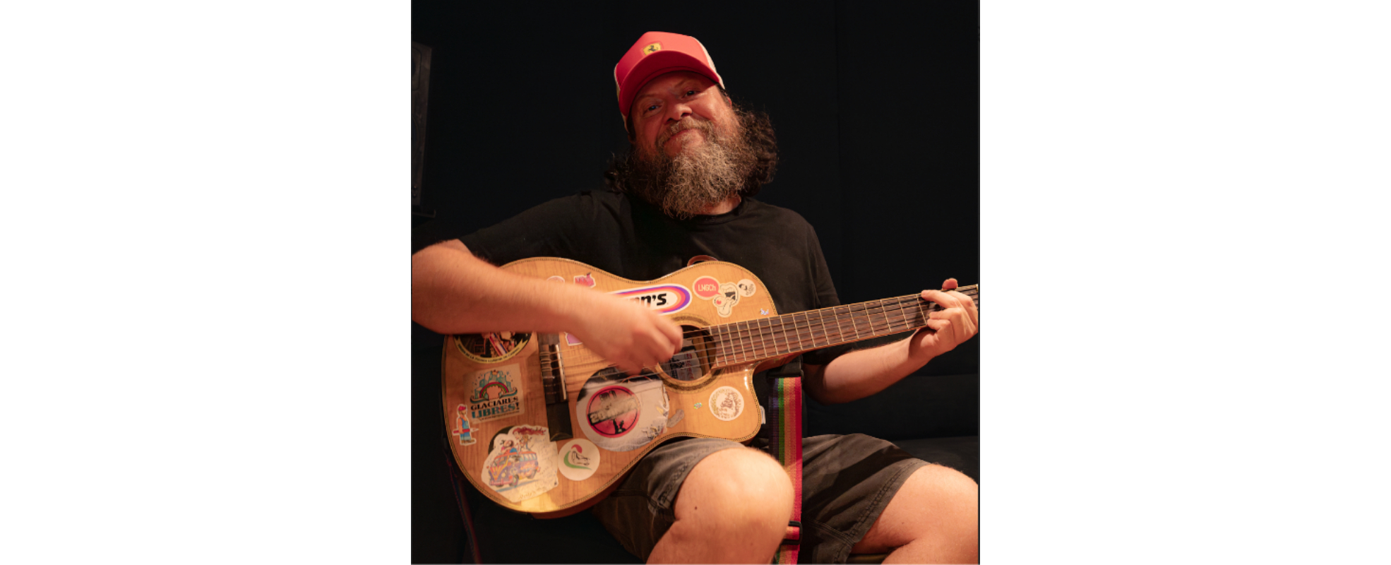 El comediante chileno Rodrigo Salinas (31 Minutos) presenta su nuevo disco: “AMOR”