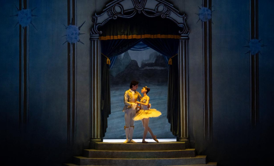 "La Cenicienta" regresa al Palacio de Bellas Artes tras una década fuera de escena