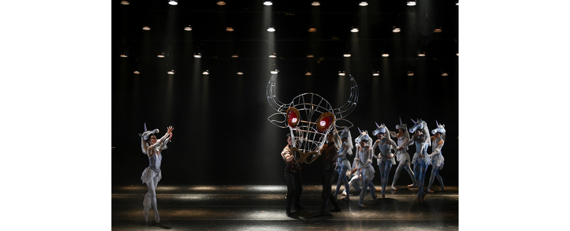 "Las olas del Rey" lleva la fantasía y el asombro al Teatro de la Danza Guillermina Bravo