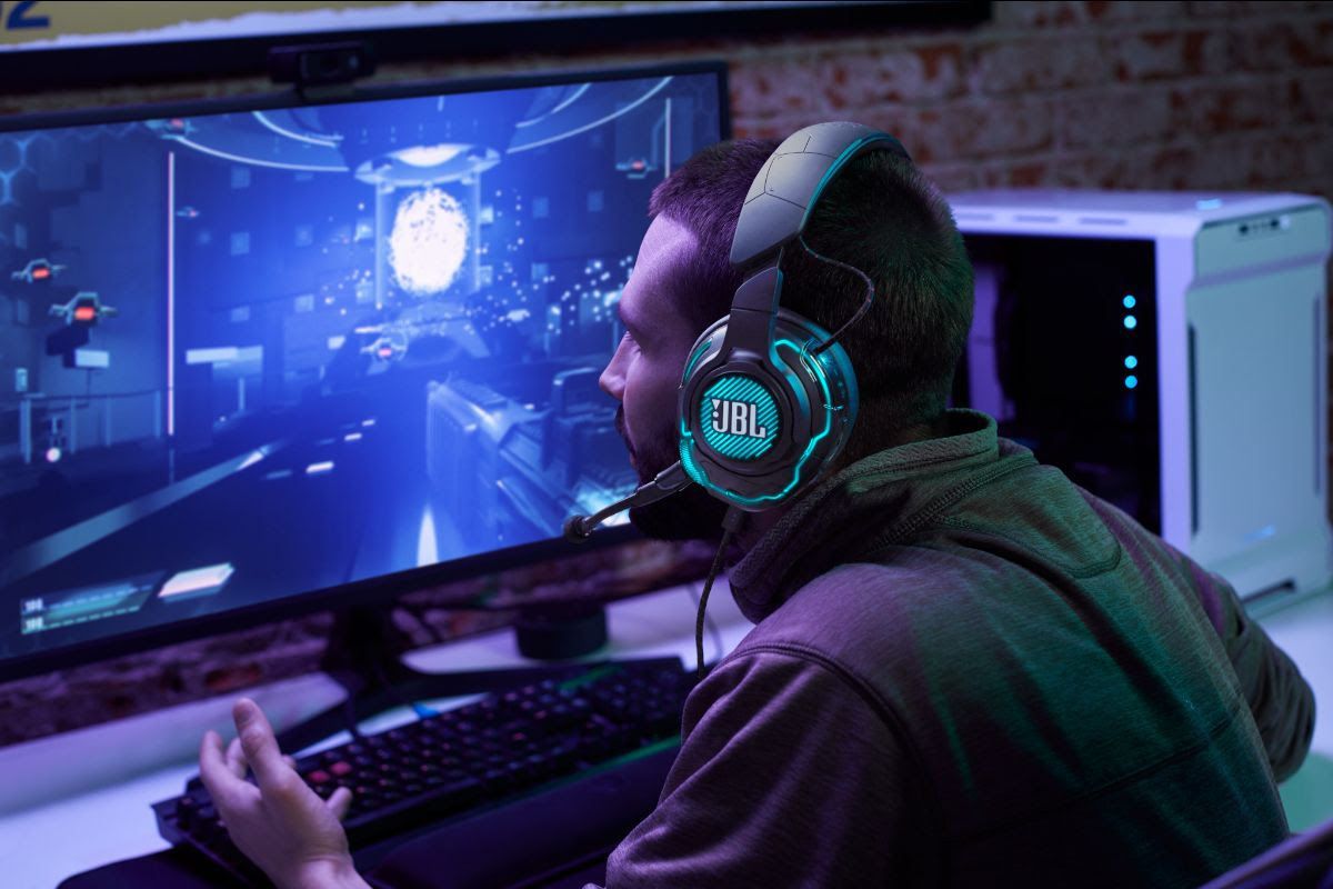 ¡Disfruta el día del gamer con JBL Quantum!