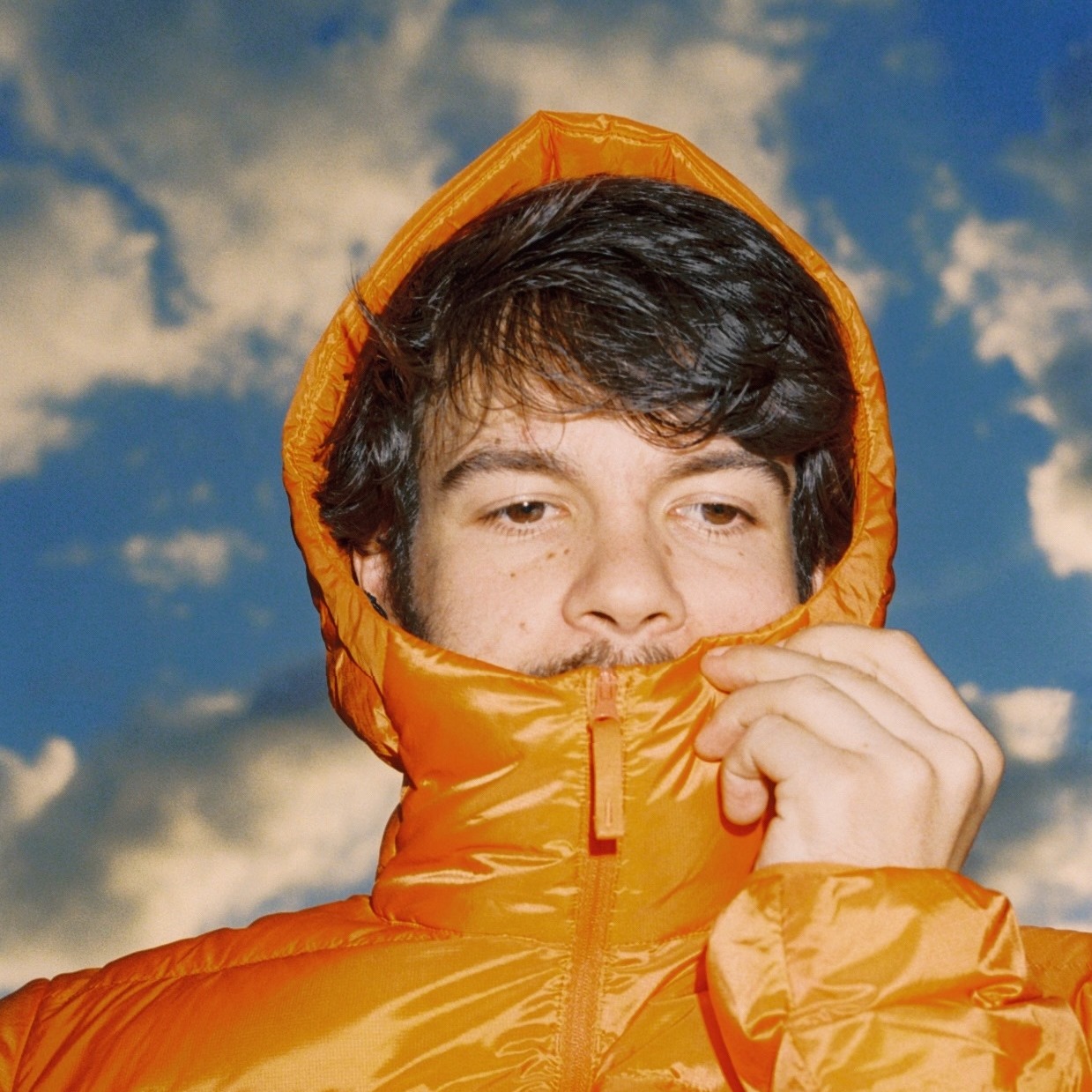 Rex Orange County estrena documental y álbum en vivo