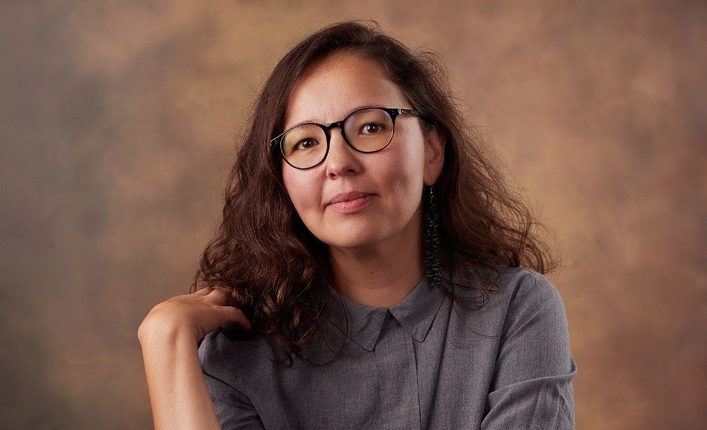 Ave Barrera explora la restauración del territorio en su nuevo proyecto literario