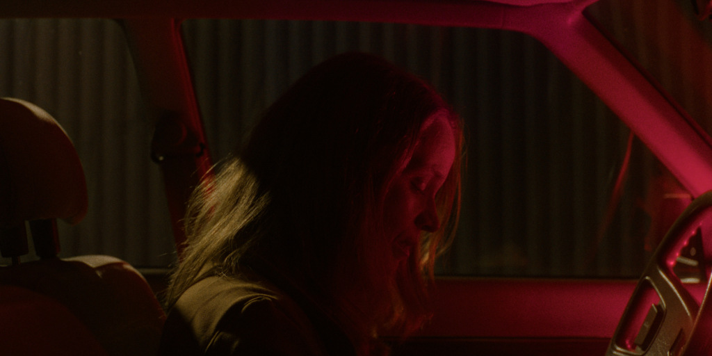 "Acerca de un Héroe", de Piotr Winiewicz, llega a cines con un guión coescrito por la IA “Kaspar”