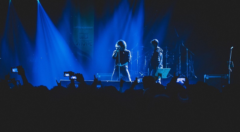 El oleaje musical de Sr. Bikini inundará el Alicia 