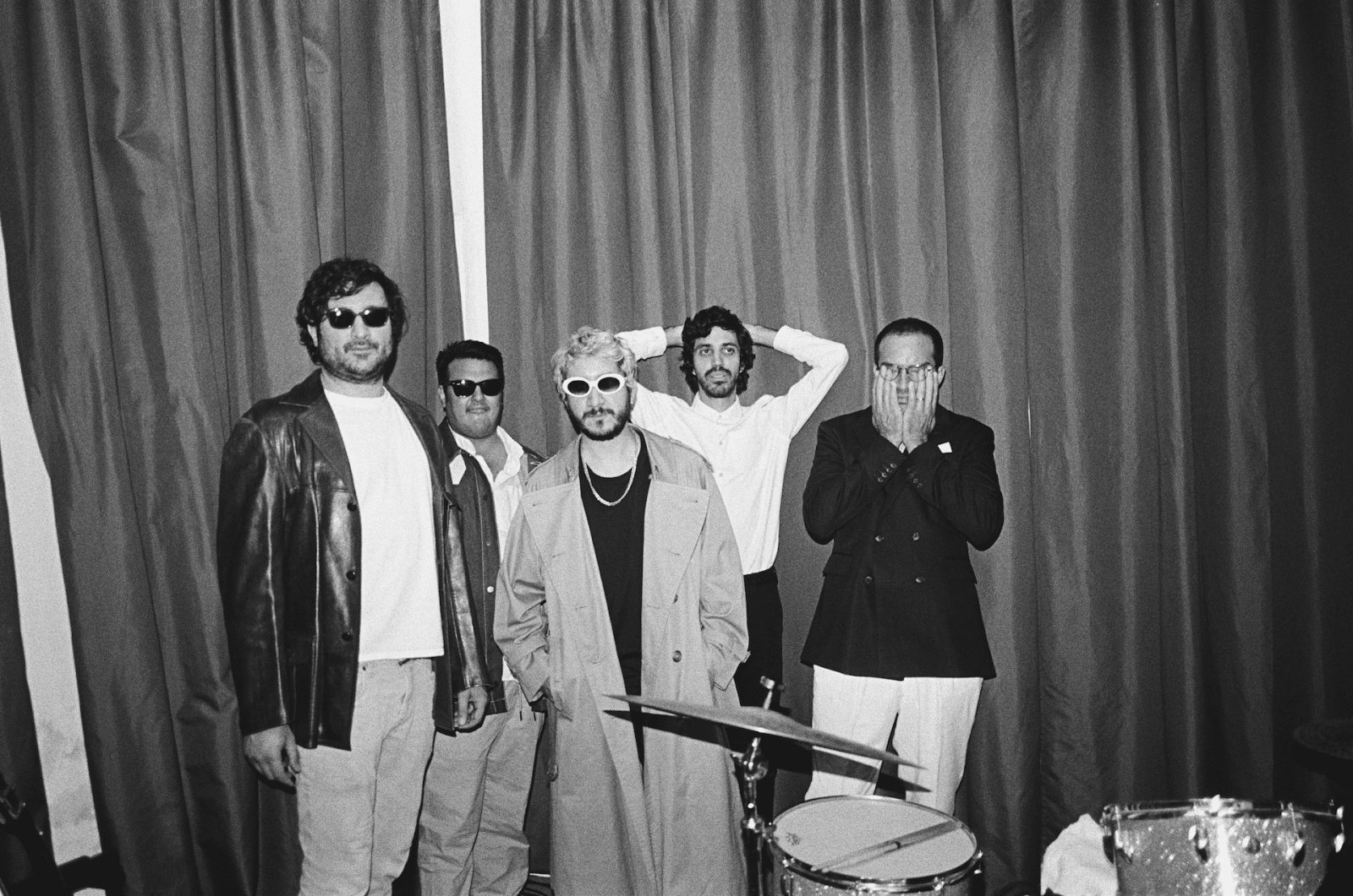 Little Jesus lanza "Presente" en espera de su fecha en el Auditorio Nacional