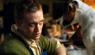 Luc Besson regresa triunfal con la esperada película "Dogman: vida inquebrantable"