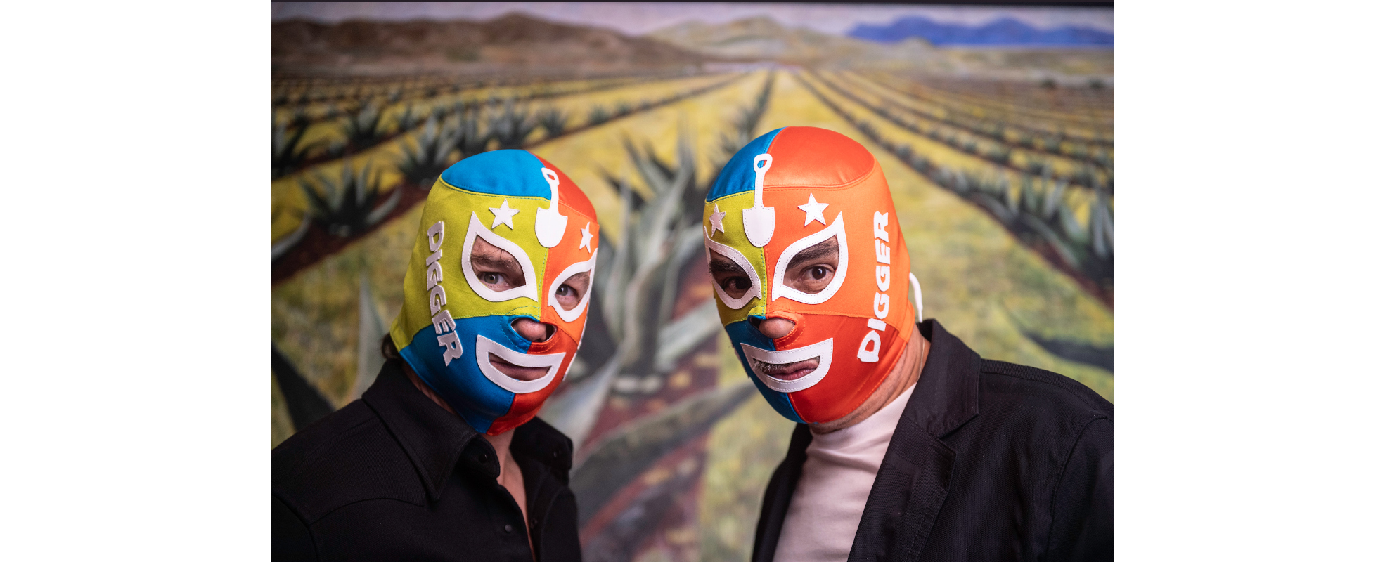 Iñárritu y Tom Cruise se ponen la máscara en México para despedir la gira de "DIGGER"