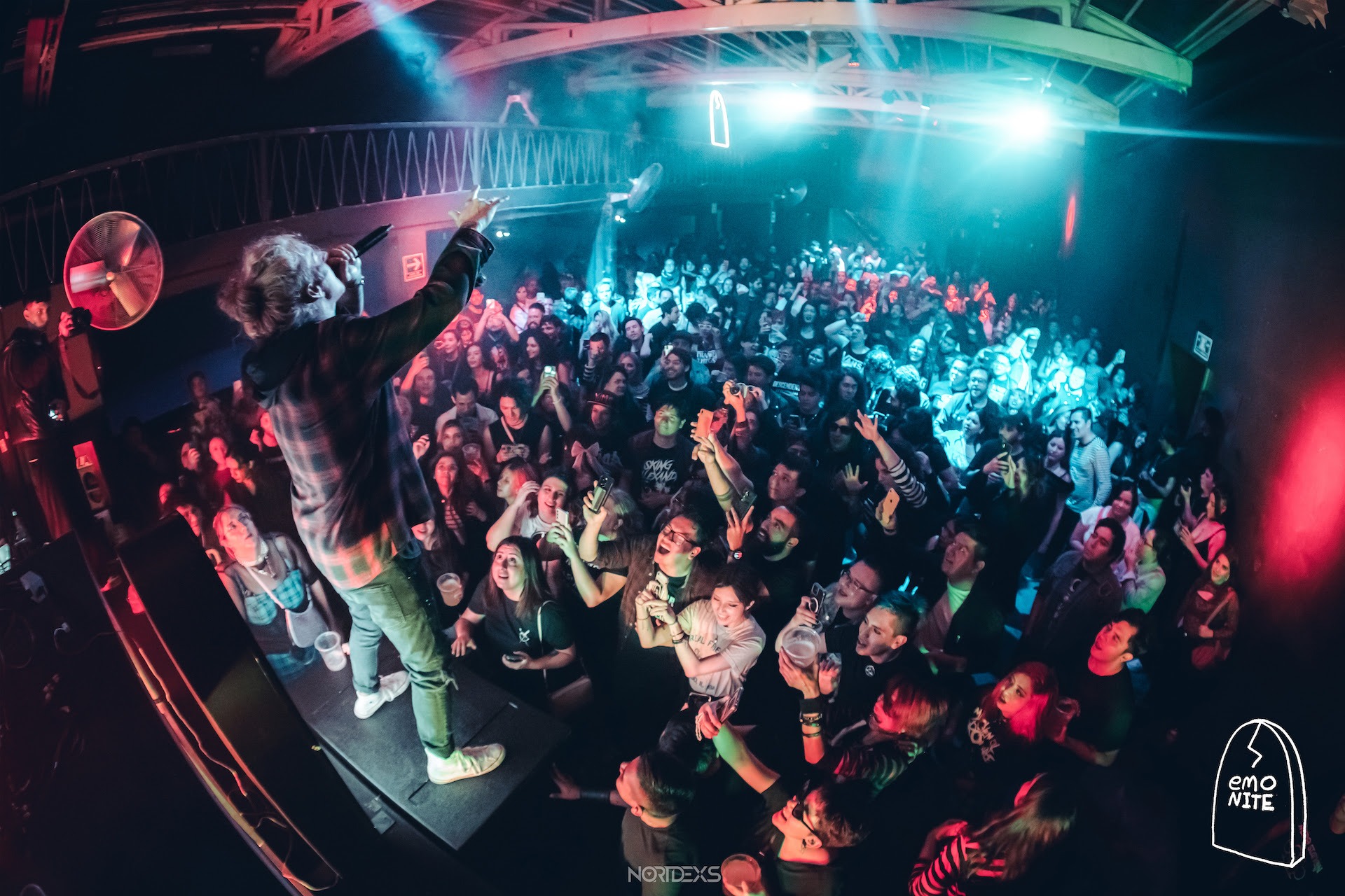 Este sábado se efectúa Emo Nite (Edición Halloween) en Supremo