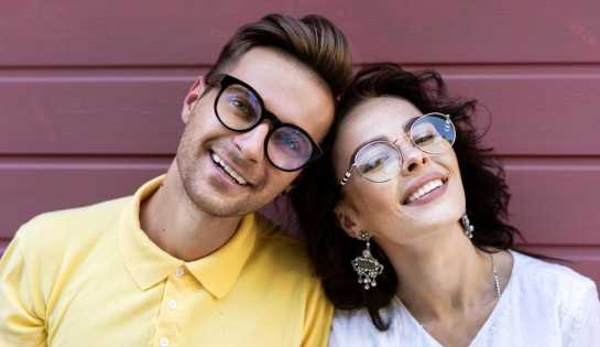 Óptica Argos - 20% de descuento en anteojo completo (armazón + lente)