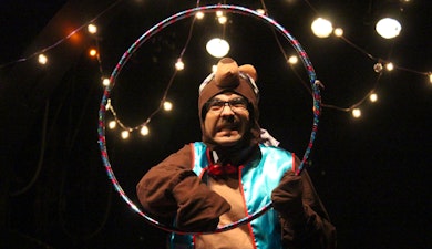 "El cantar de Rolando": un circo sin artistas en medio del desierto, ¿qué podría salir mal?