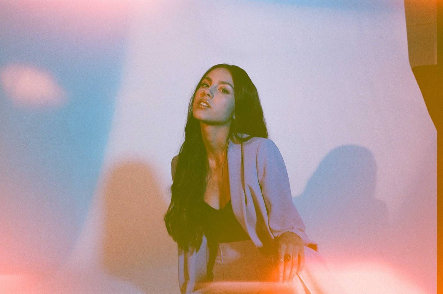 Olivia Rodrigo presenta "driver's license", su profundo y emotivo nuevo sencillo