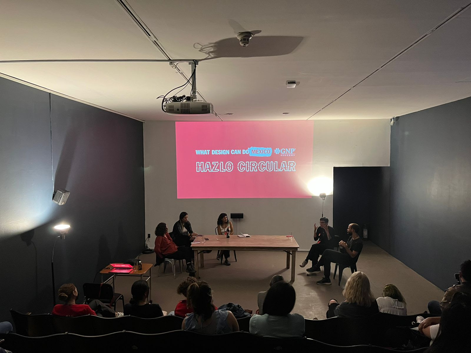 Festival What Design Can Do México en San Ildefonso