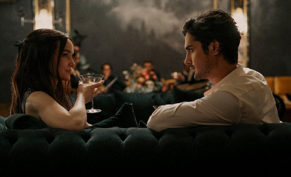 Prime Video revela imágenes exclusivas y fecha de estreno de "56 Days", protagonizada por Dove Cameron, Avan Jogia y Karla Souza