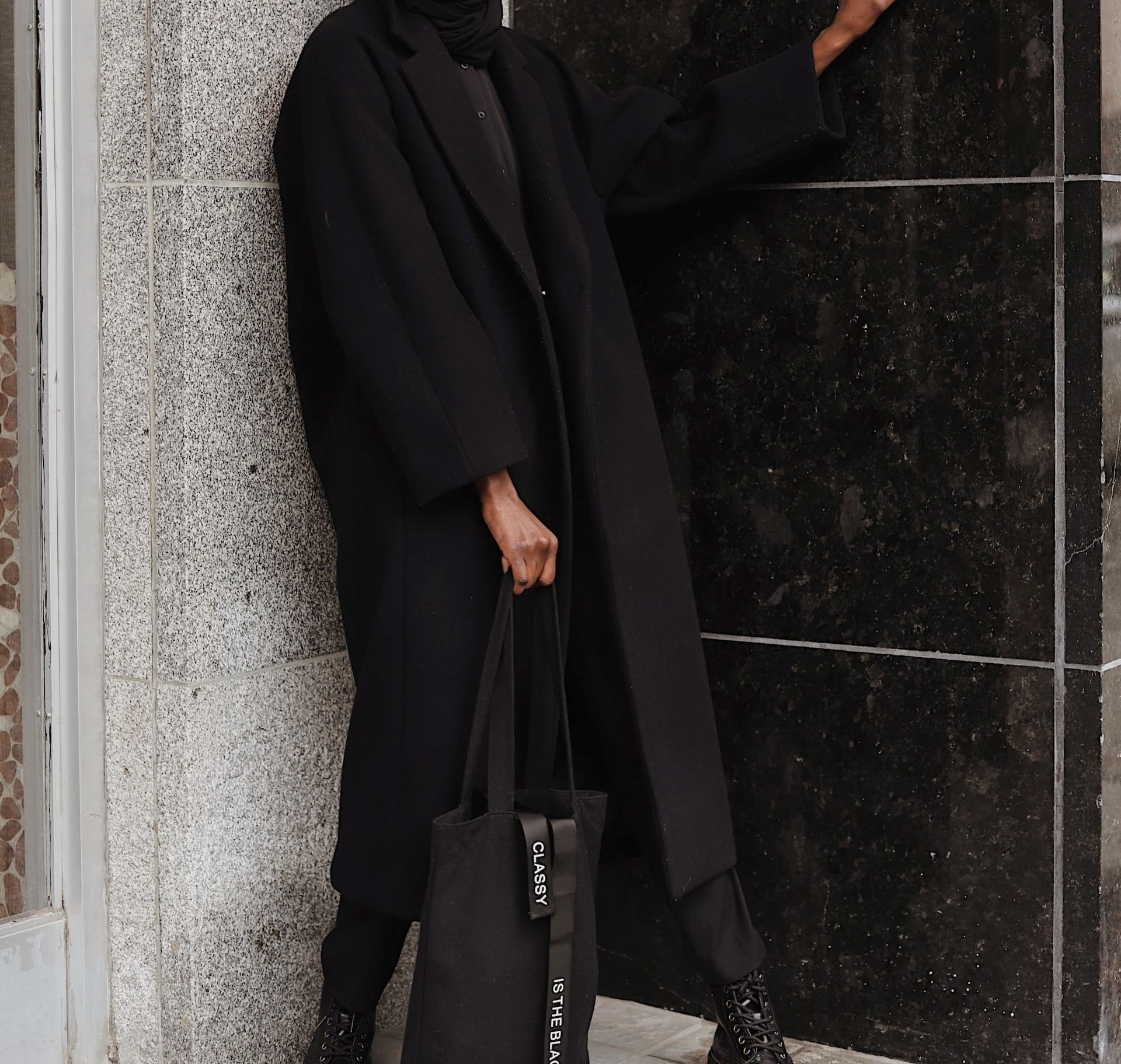 Negro, el color de 2023