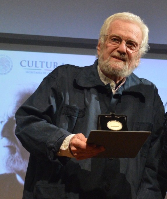 Alan Glass deja una importante obra surrealista que abona al arte contemporáneo de México y el mundo