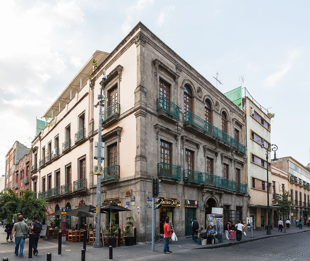 Exposiciones sobre moda y estética en la CDMX