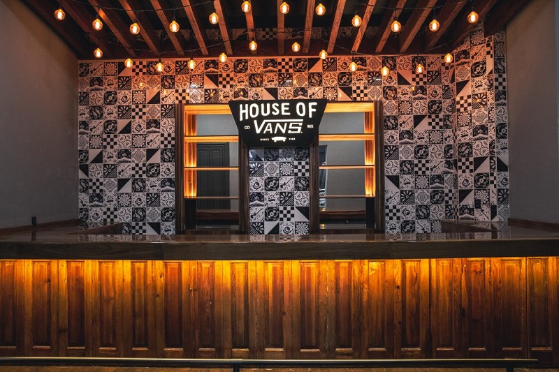 A punto de llegar House of Vans 