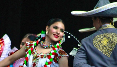 Celebra las fiestas patrias con la diversidad cultural y artística de México